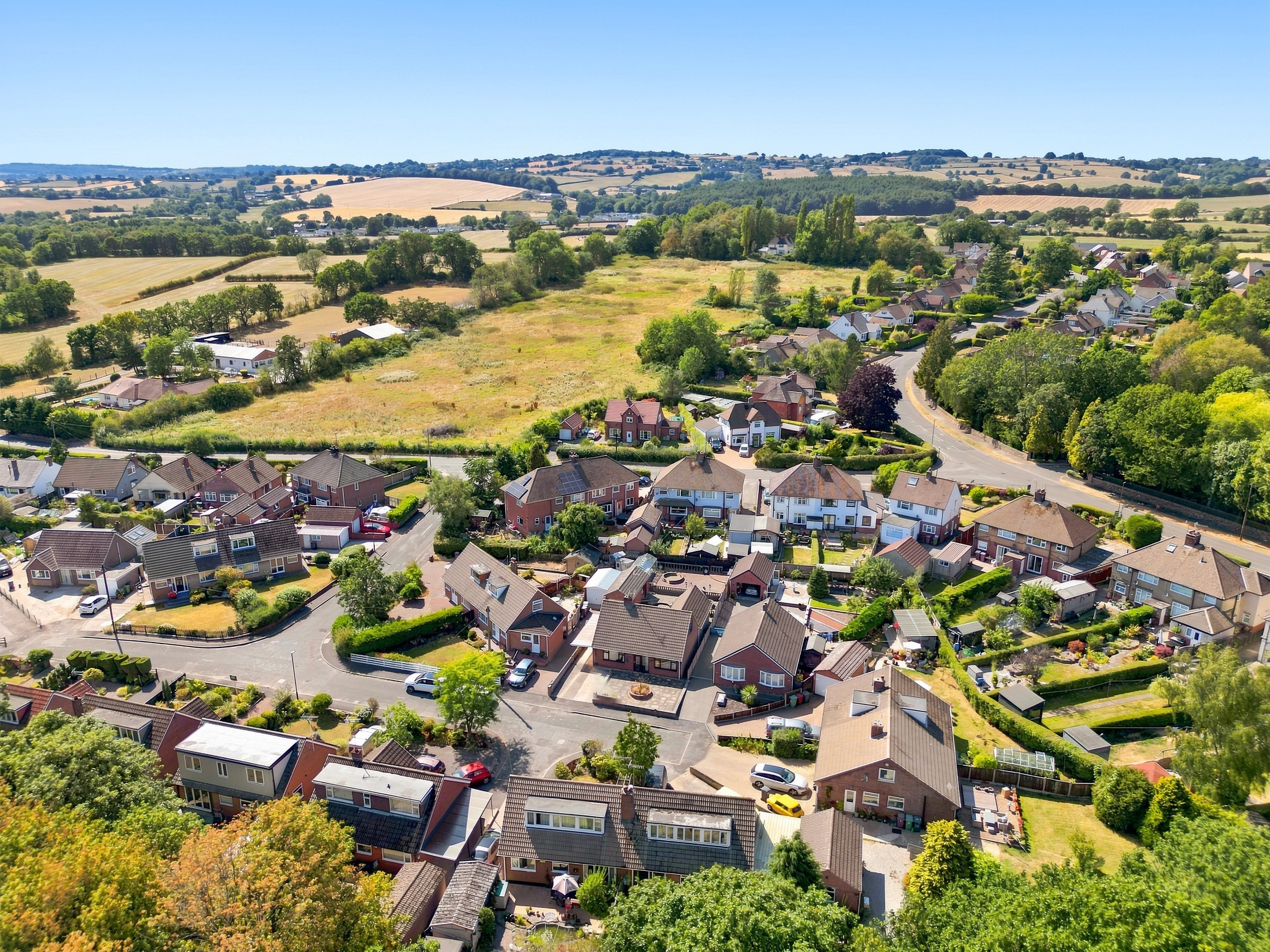 Sylvan Drive, Old Tupton, S42, photo 5