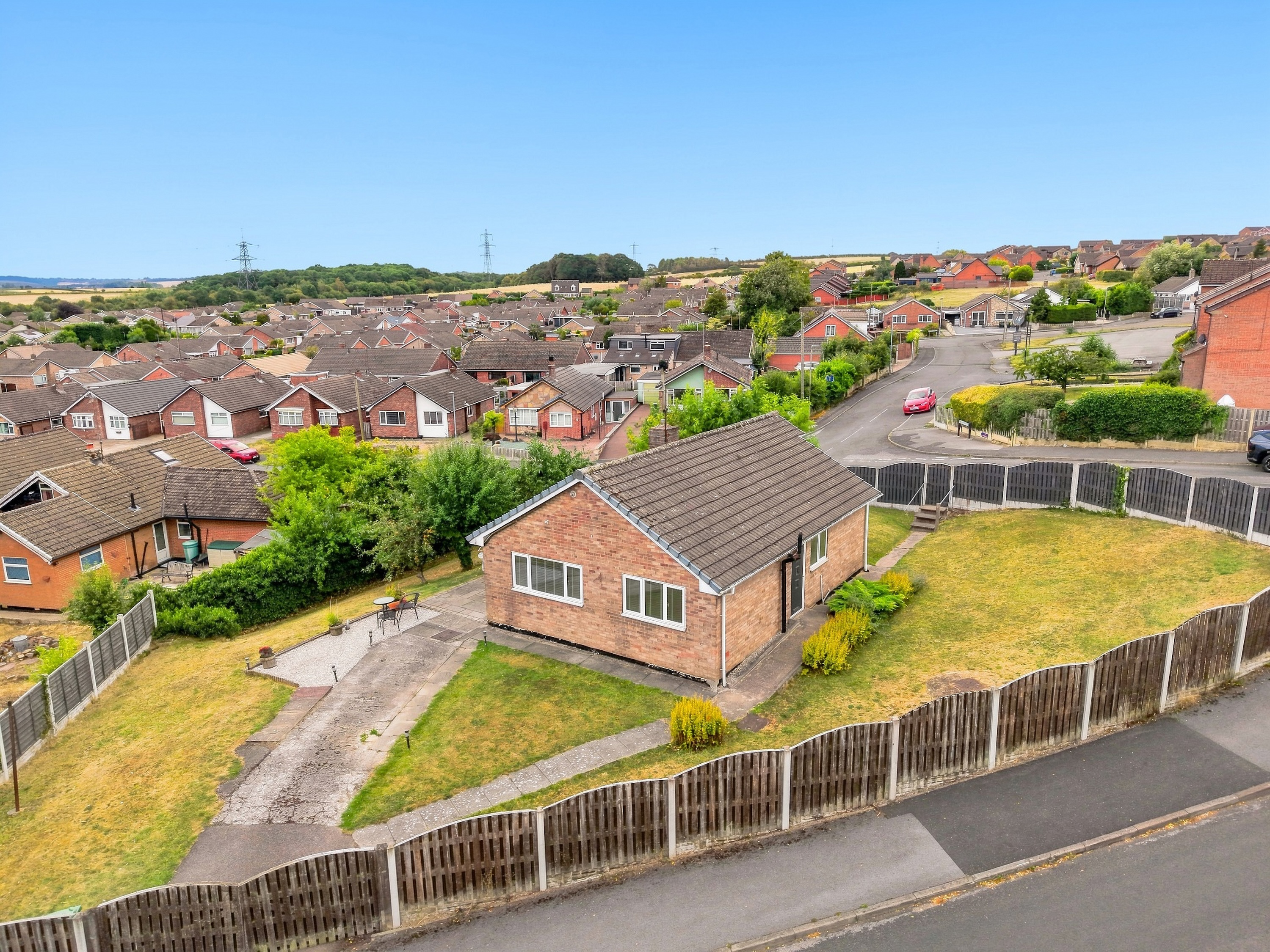 Elliott Drive, Inkersall, S43