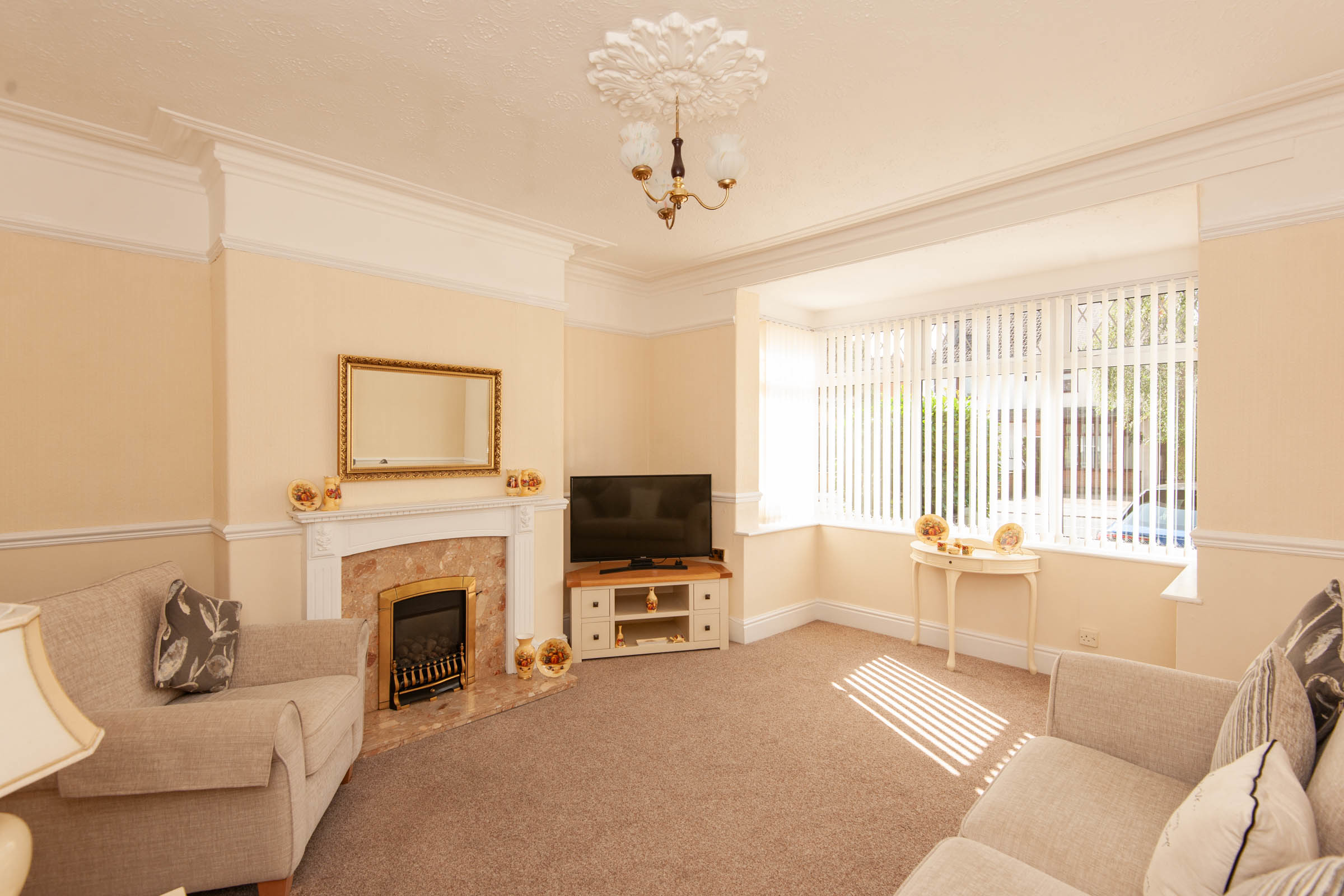 Chatsworth Road, Chesterfield, S40
