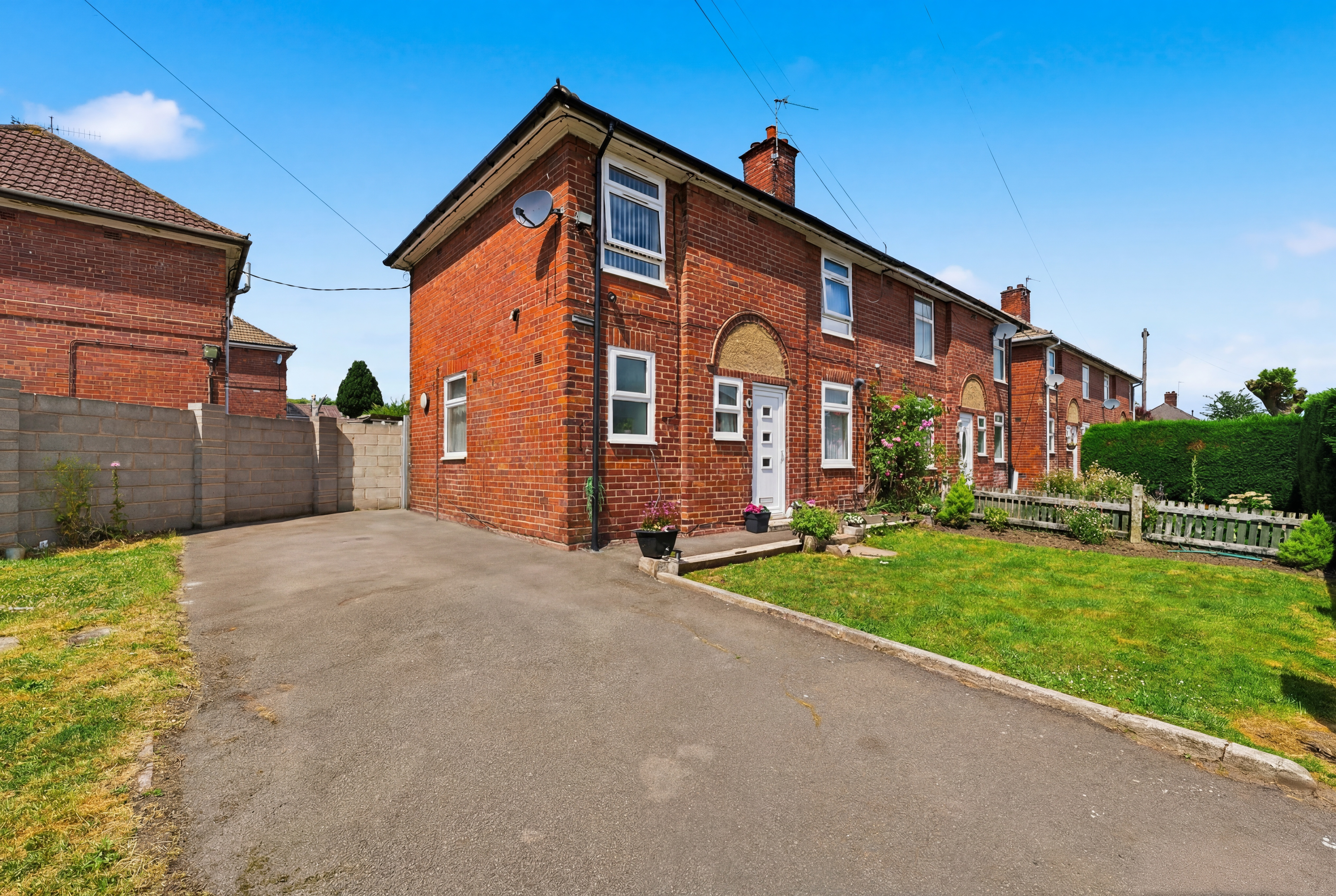 Gloucester Avenue, Chesterfield, S41