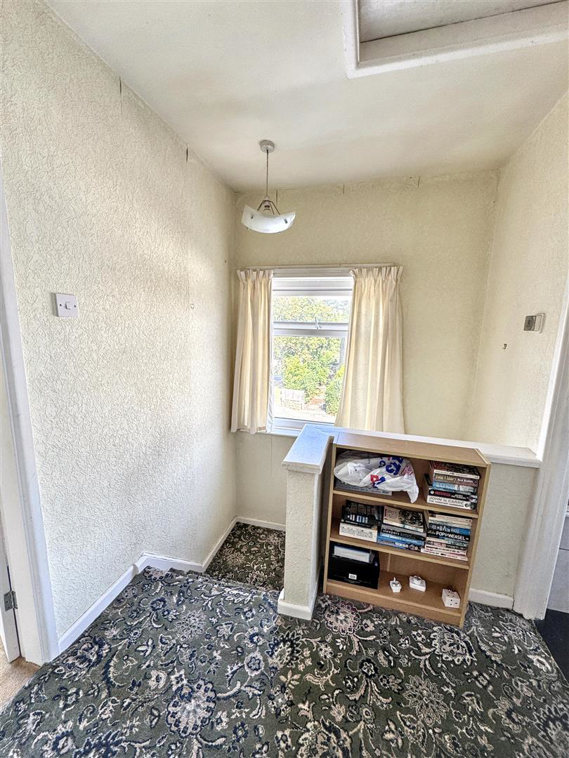 Westburn Avenue, Keighley, BD22 6LB, photo 8