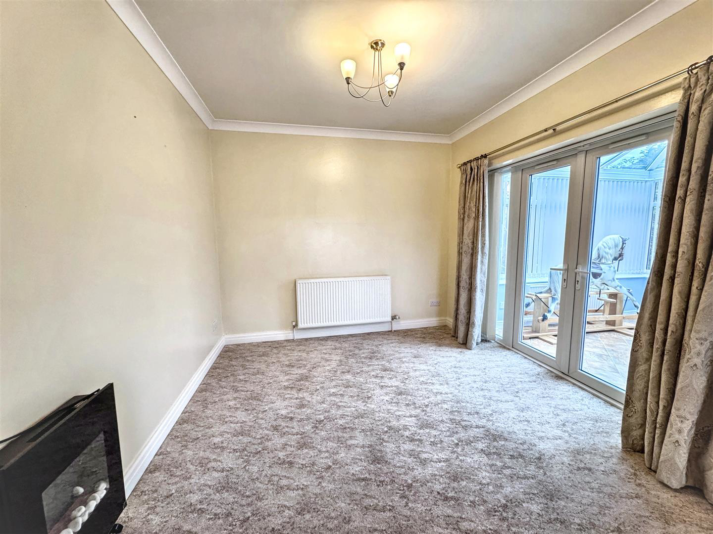 Birchlands Avenue, Wilsden, Bradford, BD15 0HB, photo 6