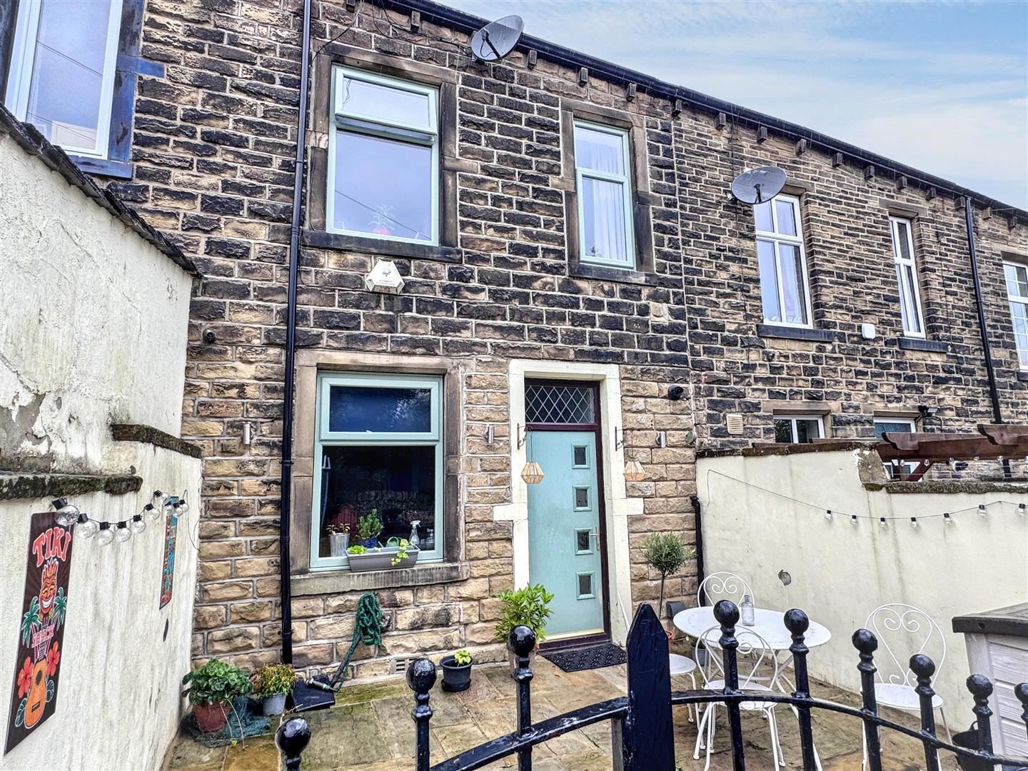 Clayton Terrace, Cullingworth, Bradford, BD13 5DR