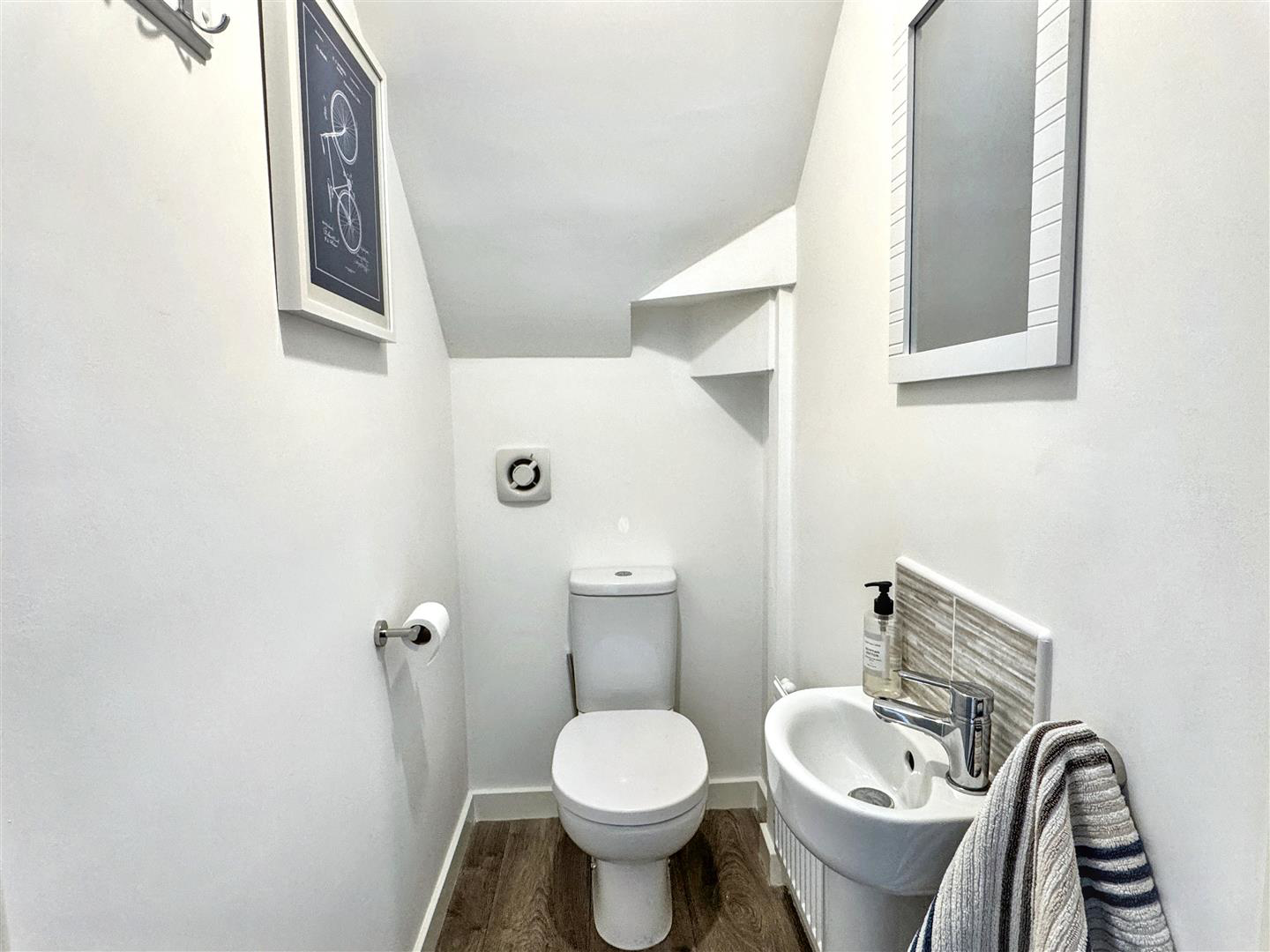 Buckworth Road, Oakworth, Keighley, BD22 7FL, photo 8