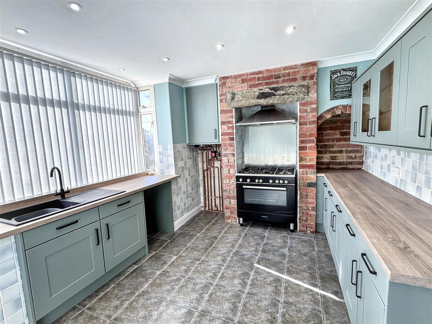 Church Street, Oakworth, Keighley, BD22 7PP, photo 3