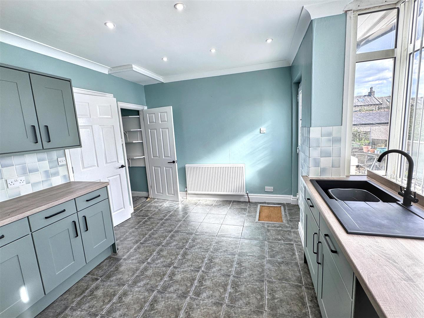 Church Street, Oakworth, Keighley, BD22 7PP, photo 5