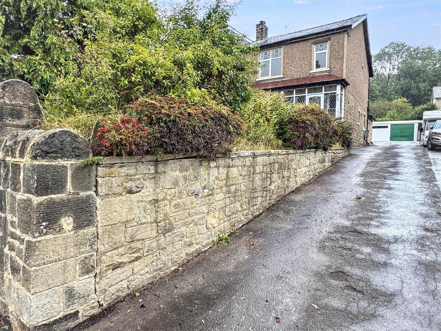 Bradford Road, Riddlesden, Keighley, BD20 5JR, photo 15