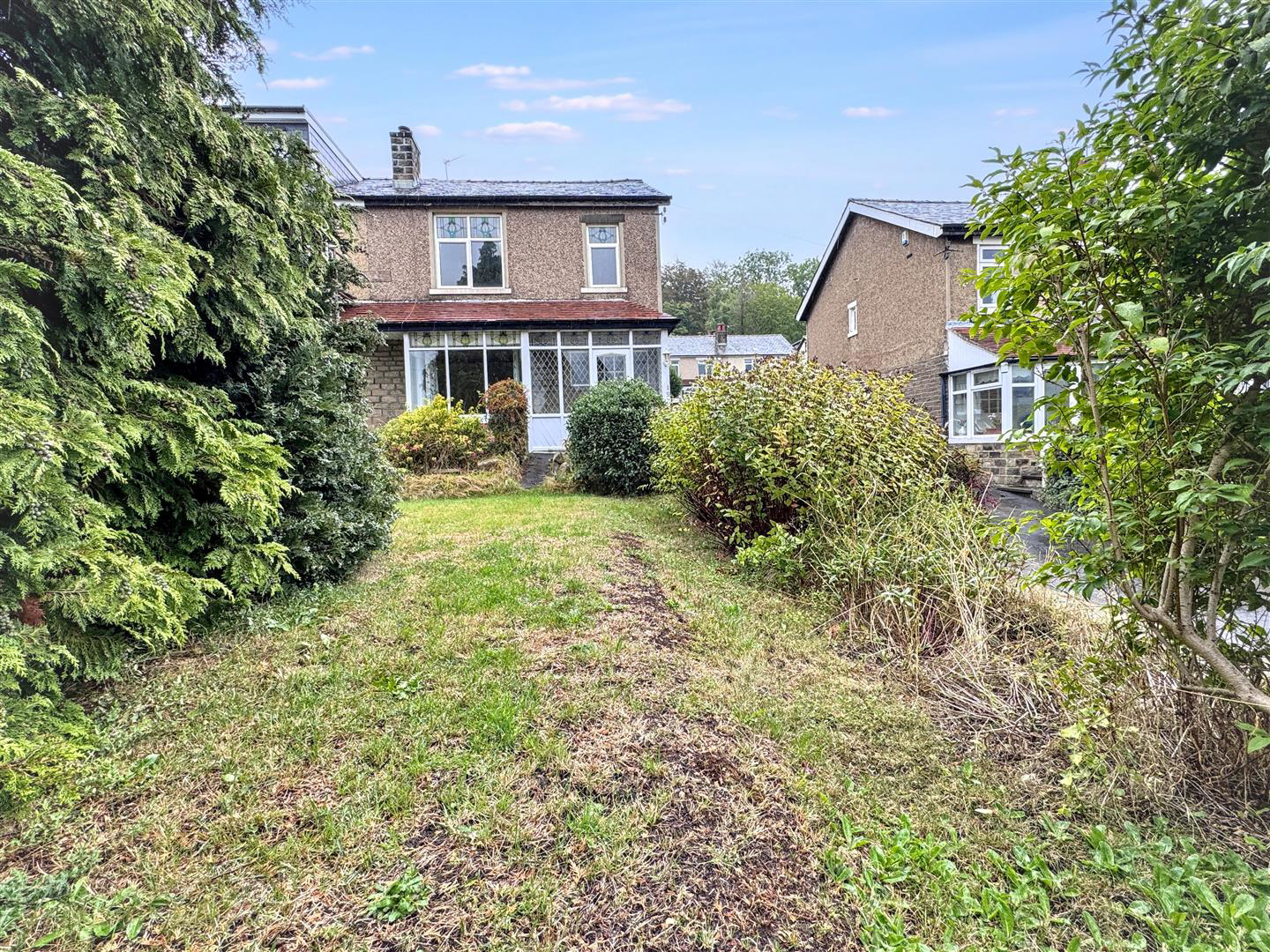Bradford Road, Riddlesden, Keighley, BD20 5JR, photo 16