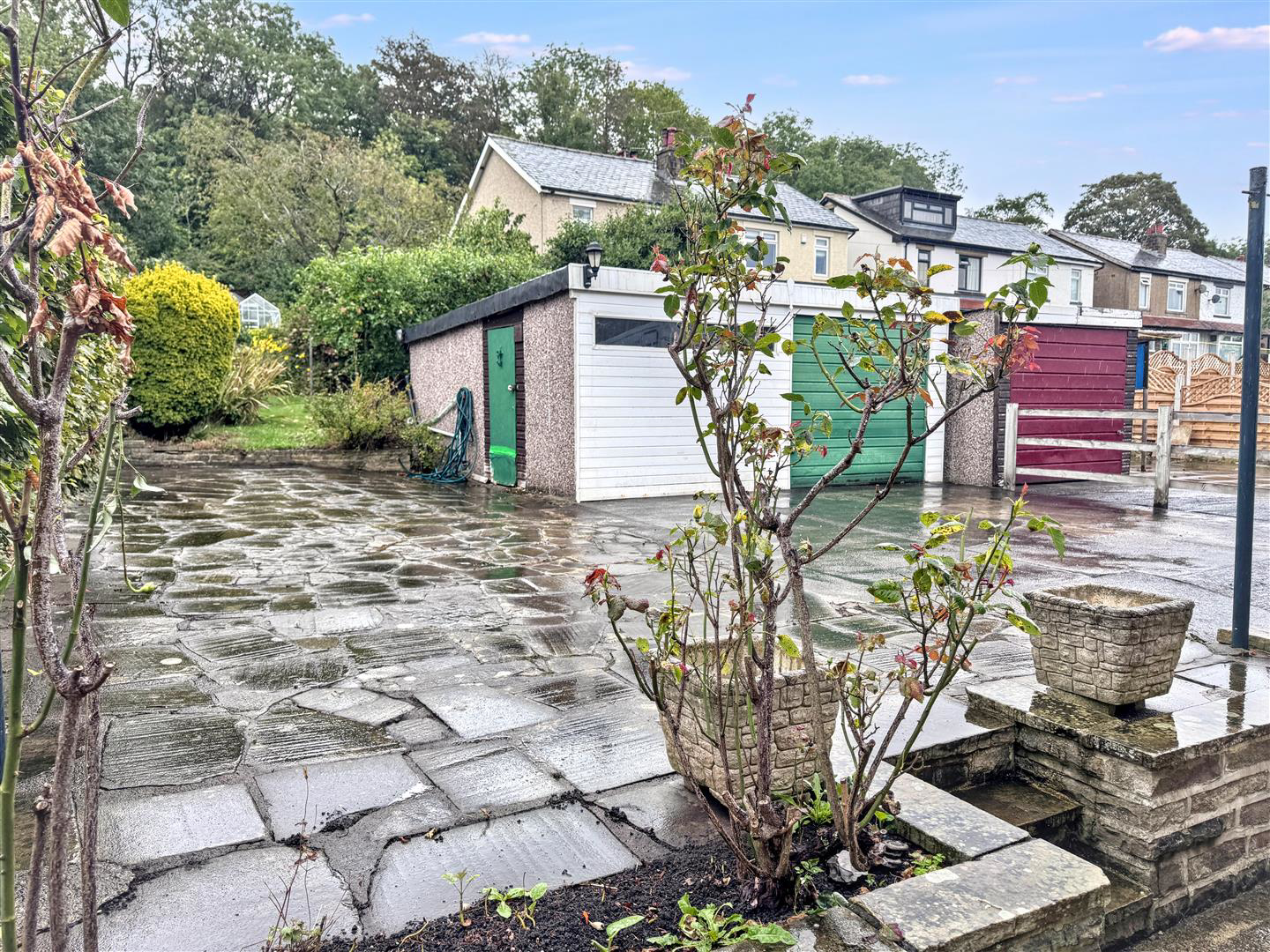 Bradford Road, Riddlesden, Keighley, BD20 5JR, photo 18