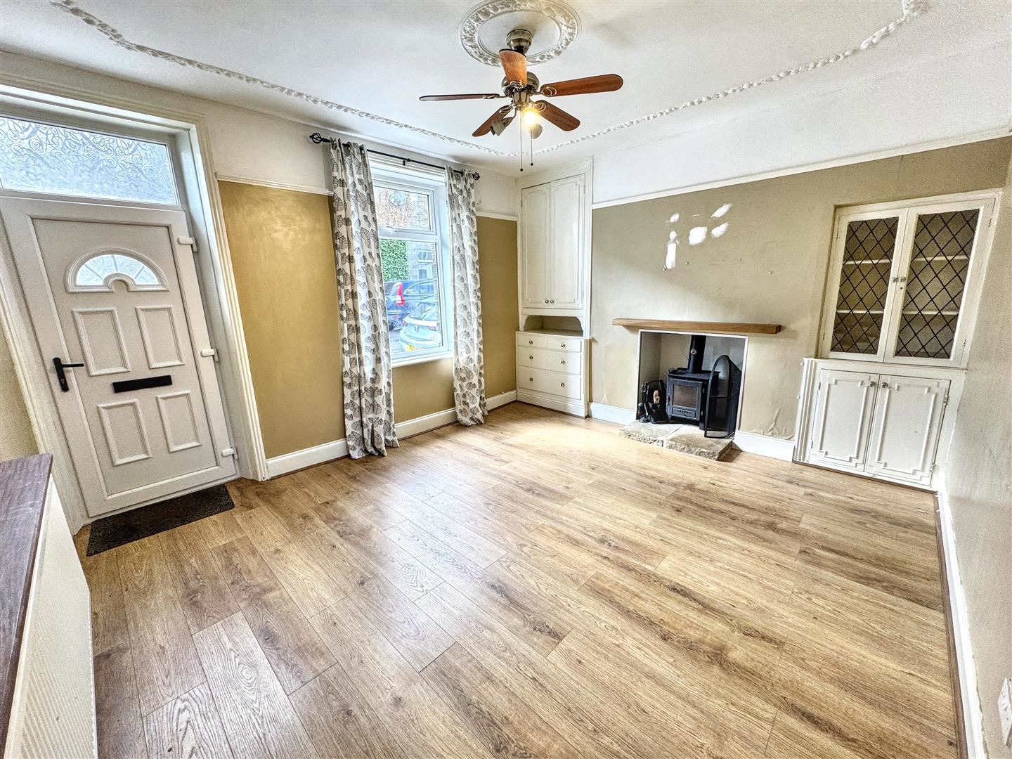 Queen Street, Silsden, Keighley, BD20 0DS, photo 2