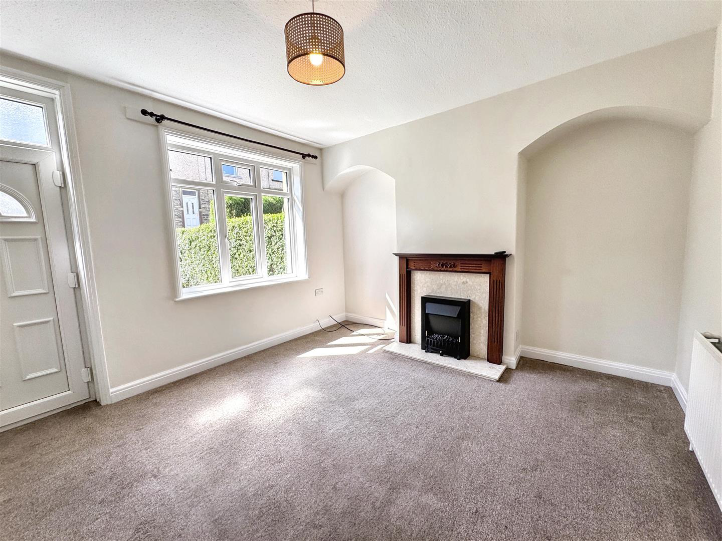 Mannville Walk, Keighley, BD22 6AG, photo 2