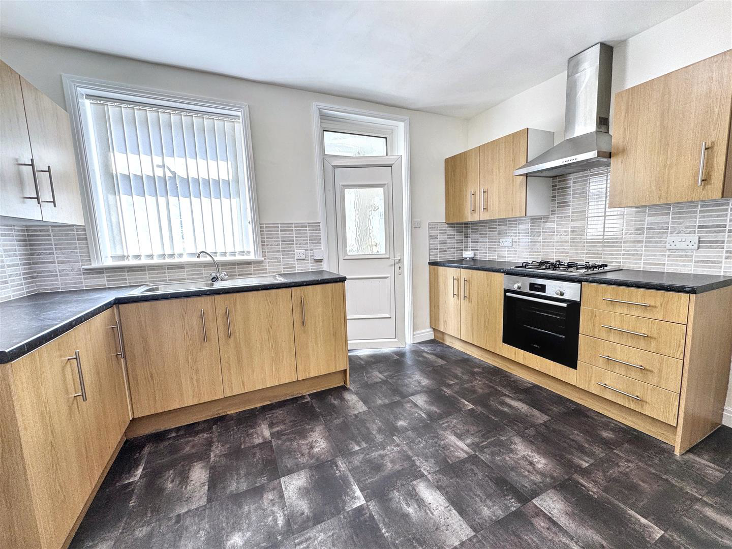 Mannville Walk, Keighley, BD22 6AQ, photo 3
