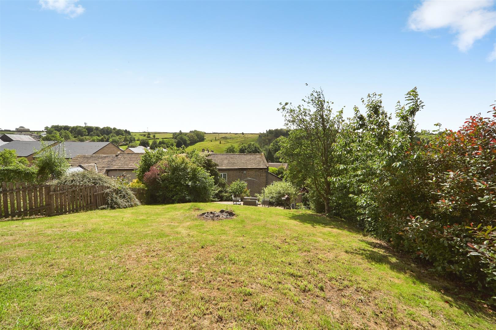 Low Fold, Long Lee Lane, Keighley, BD21 4RS, photo 4