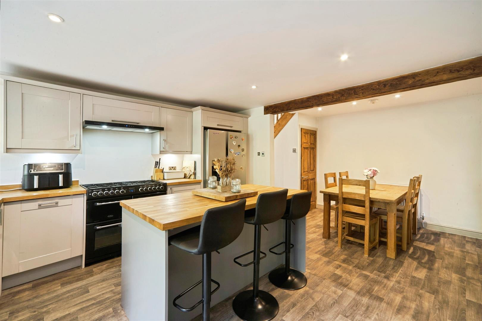 Low Fold, Long Lee Lane, Keighley, BD21 4RS, photo 2