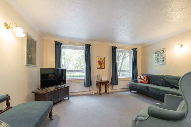 Abinger Mews, London, W9 3SP