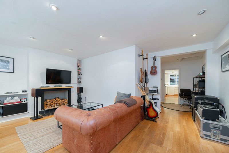 Warwick Avenue, Maida Vale, London, W9 2PU