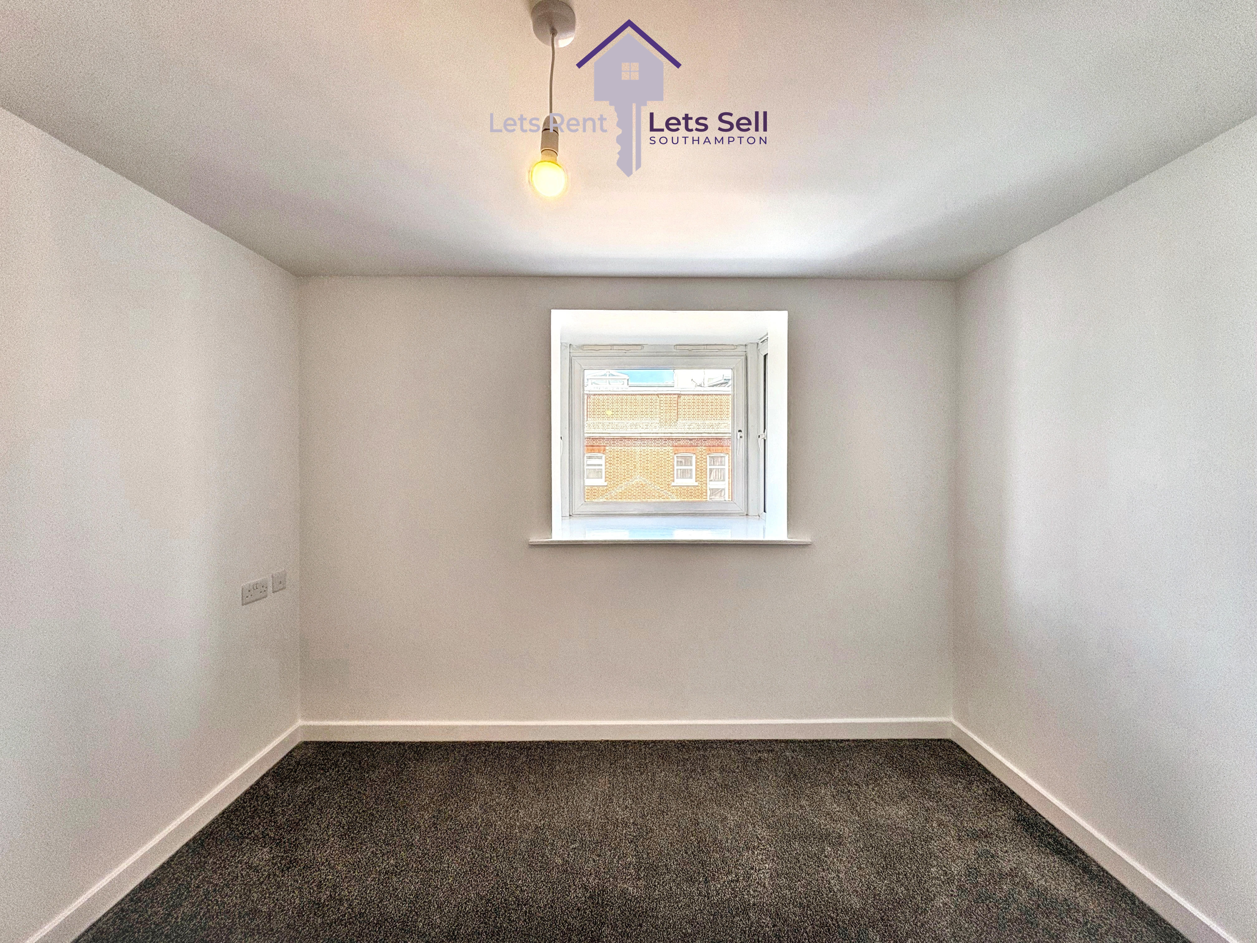 Chapel Annexe, 8 Anglesea Terrace, SO14, photo 6