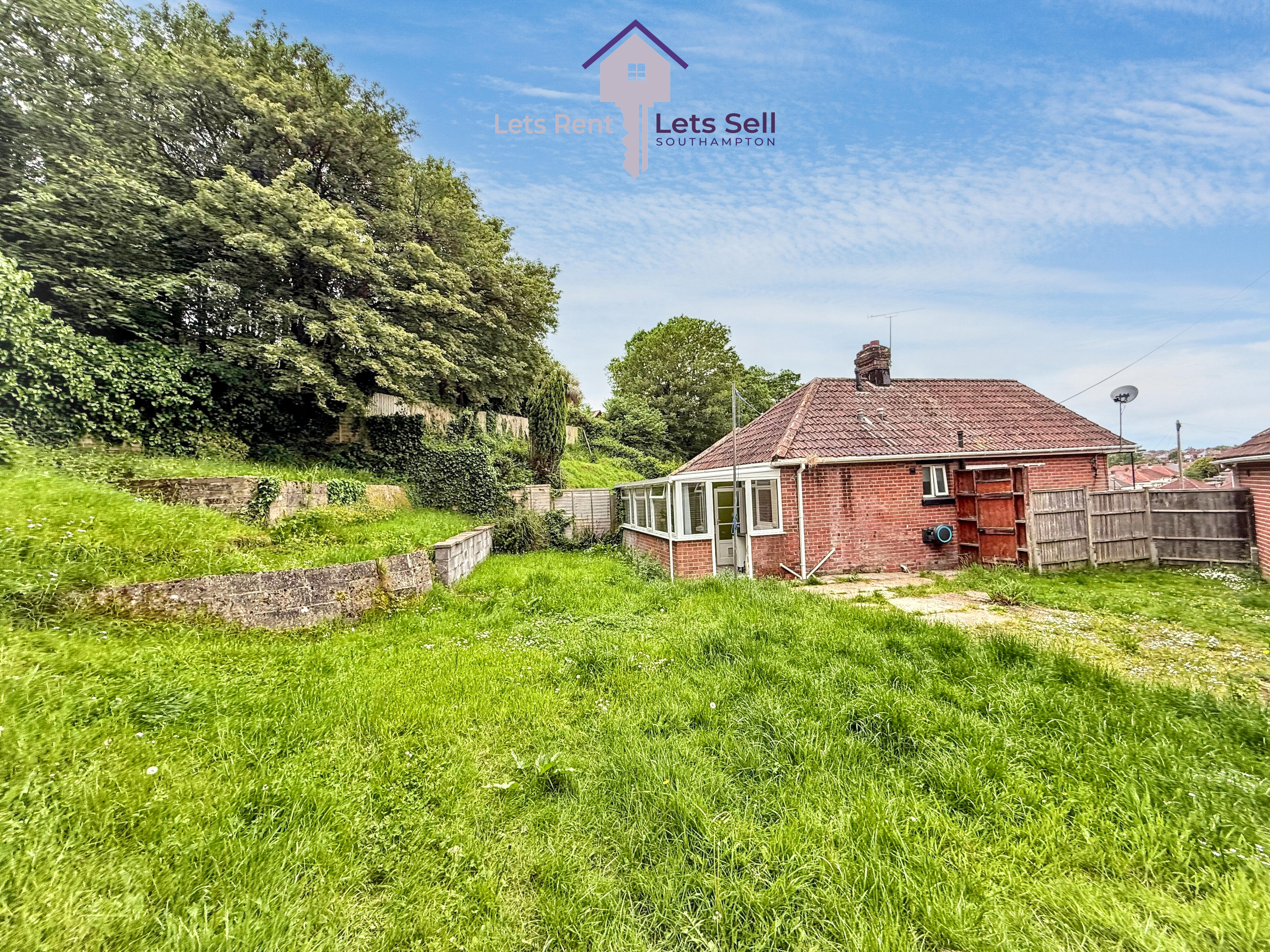 Onibury Road, SO18 2DD, photo 11