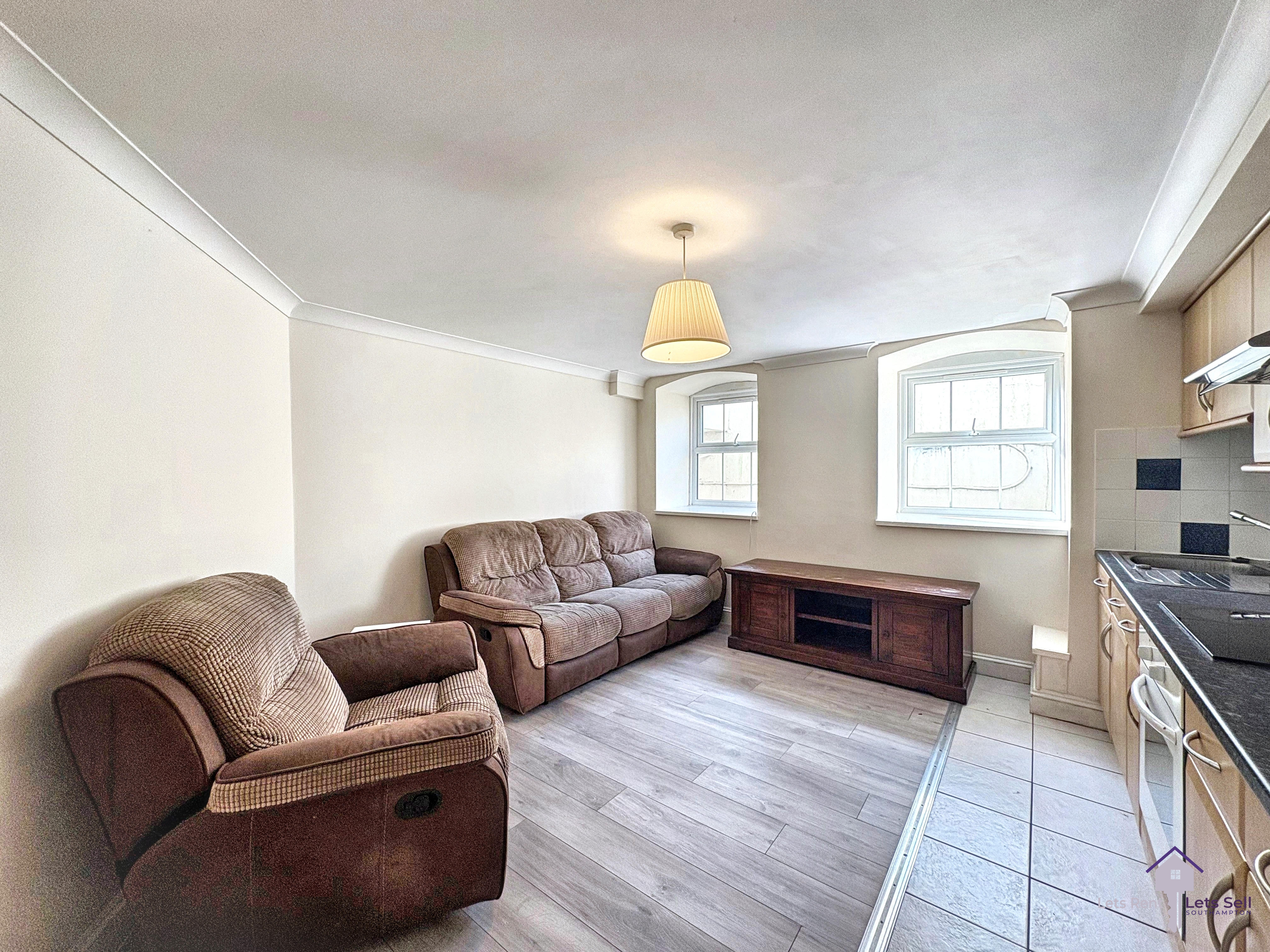 ATLANTIC MANSIONS, 151 ALBERT ROAD SOUTH, SO14, photo 4