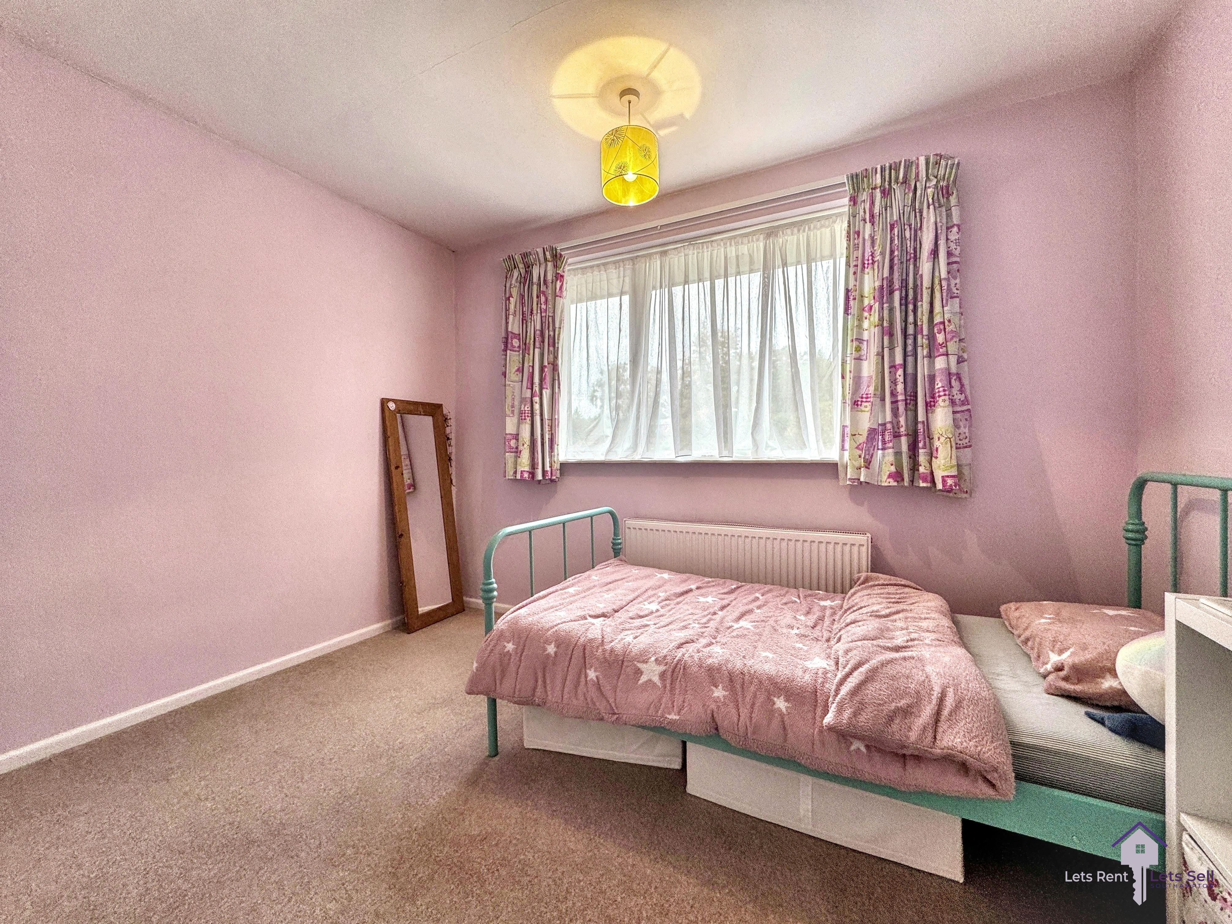 Broxburn Close, Chandler's Ford, SO53, photo 9