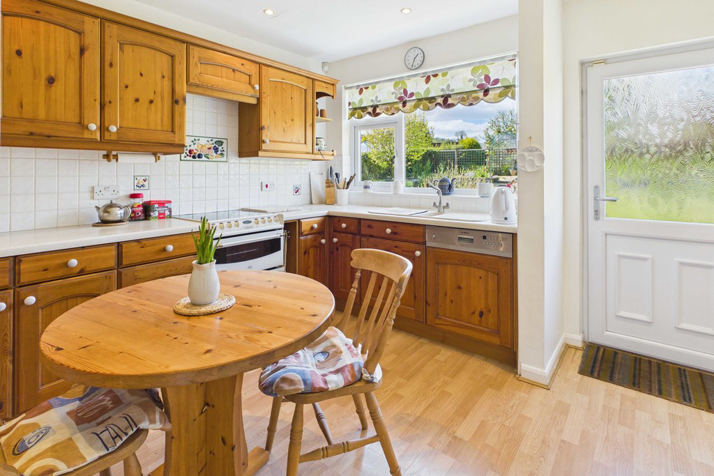 Mariners, 5 Cat Tree Road, Grange Over Sands, Cumbria, LA11 7EB, photo 5