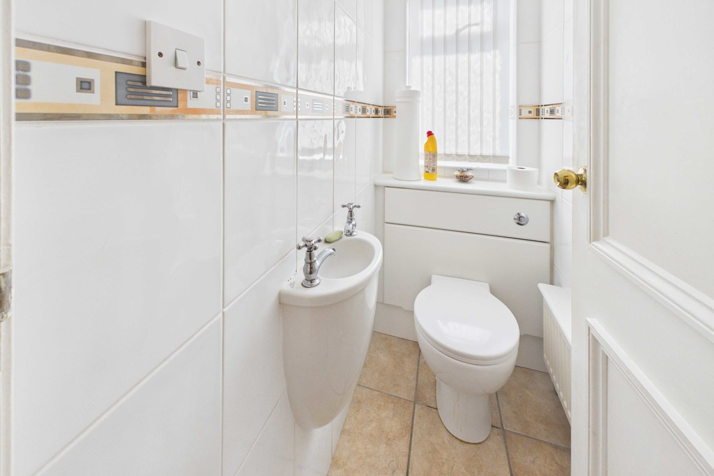 Mariners, 5 Cat Tree Road, Grange Over Sands, Cumbria, LA11 7EB, photo 24