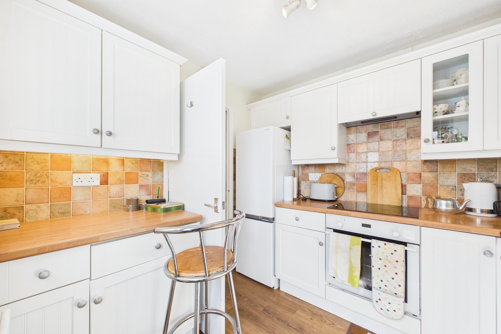 14 Birchwood Close, Kendal, LA9 5BJ, photo 11