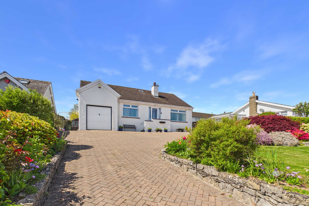Mariners, 5 Cat Tree Road, Grange Over Sands, Cumbria, LA11 7EB