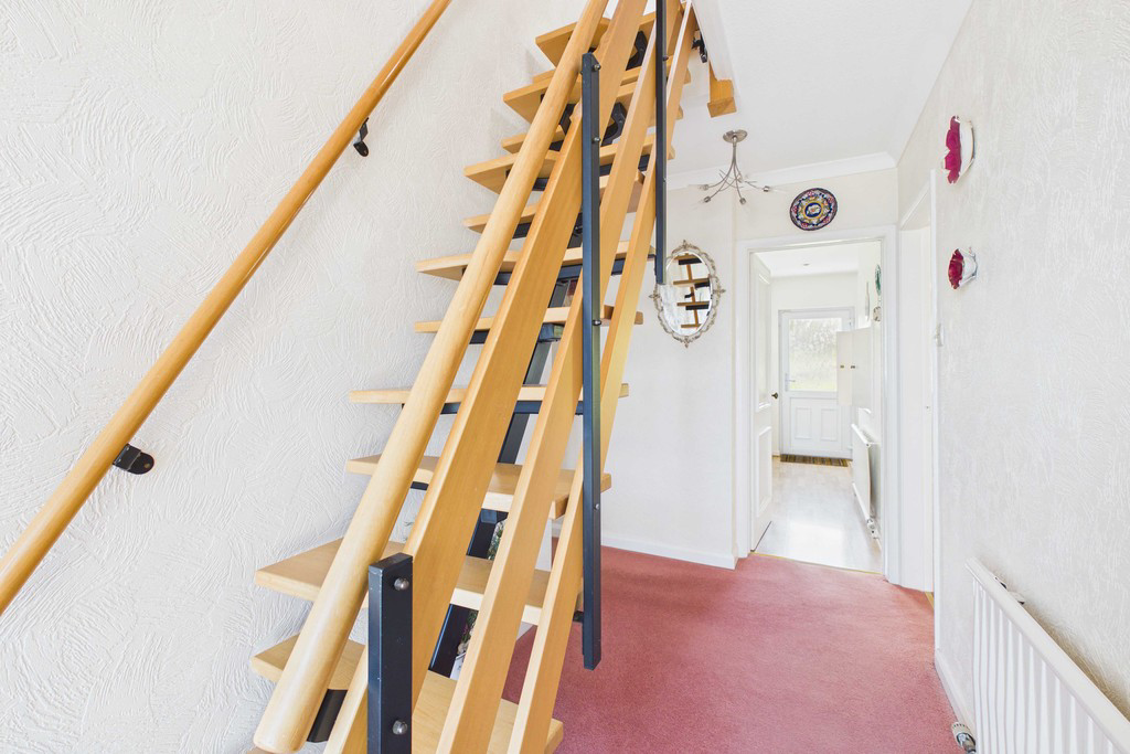 Mariners, 5 Cat Tree Road, Grange Over Sands, Cumbria, LA11 7EB, photo 2