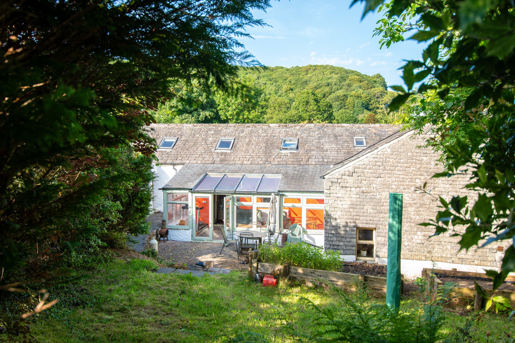 Garden Room and Side Aspect
