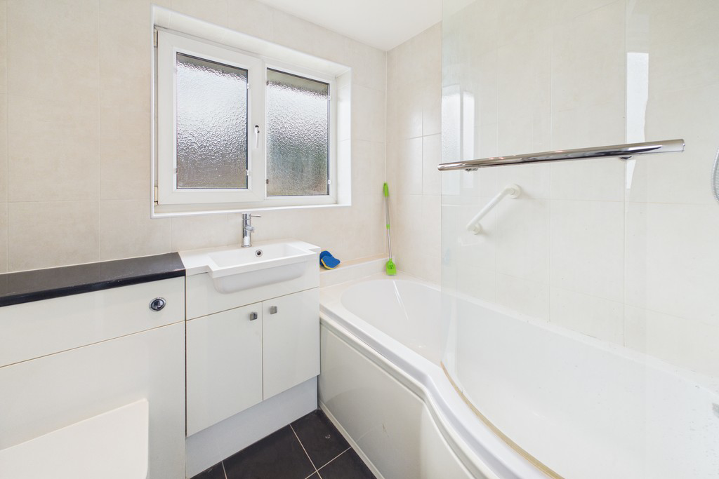 37 Camborne Avenue, Carnforth, LA5 9TS, photo 20