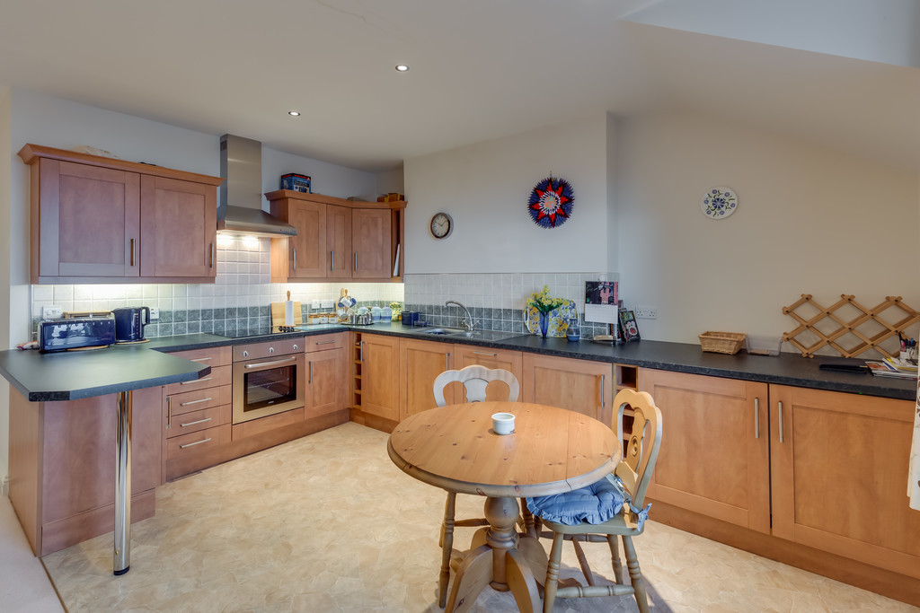 Flat 3 Craiglands, Methven Terrace, Grange-over-Sands, Cumbria, LA11 7DP, photo 6
