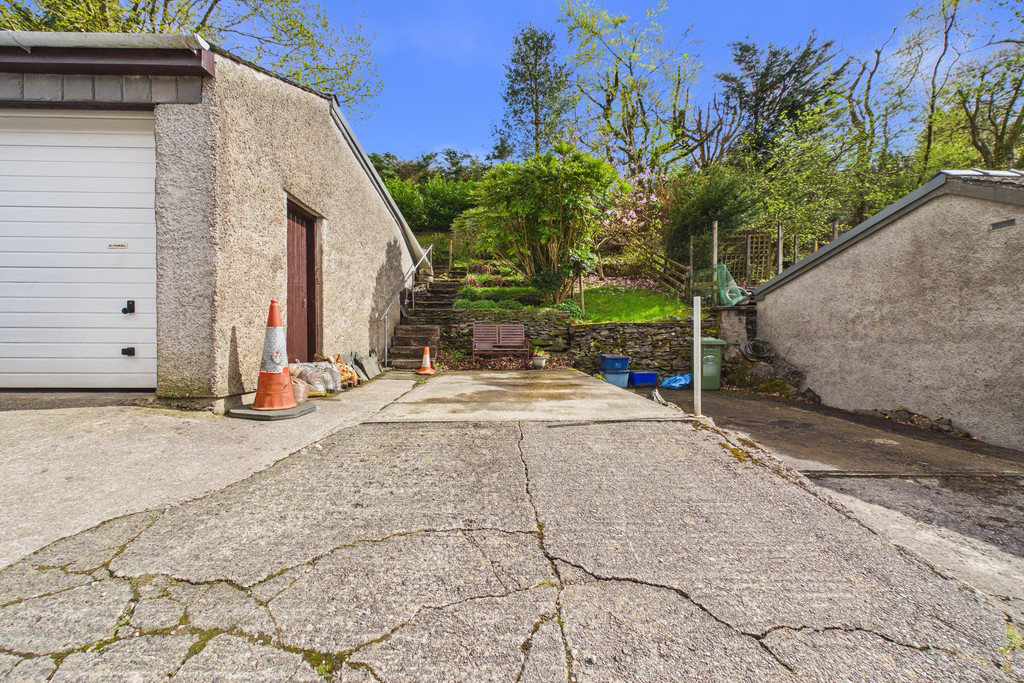 The Roses, 109 Craig Walk, Bowness-on-Windermere, Cumbria, LA23 2JS, photo 14