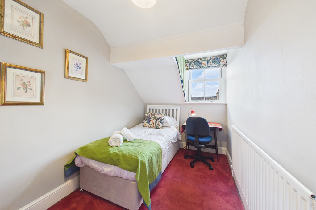 The Roses, 109 Craig Walk, Bowness-on-Windermere, Cumbria, LA23 2JS, photo 9