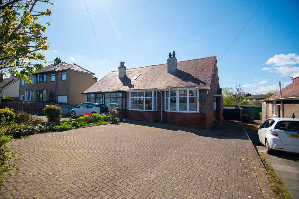 6 Slyne Road, Bolton Le Sands, Carnforth, LA5 8BQ