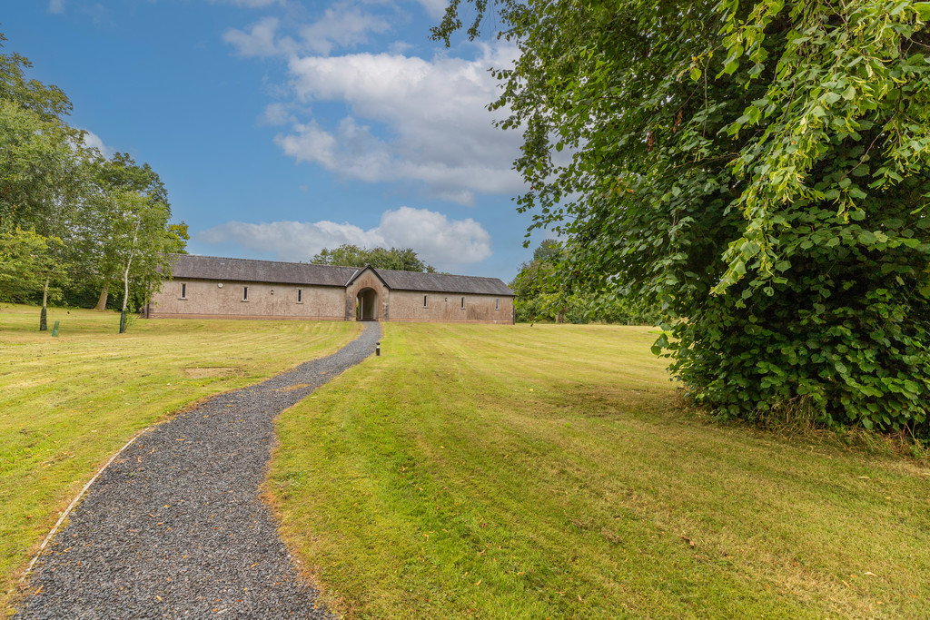 2 Holme Park, New Hutton, LA8 0AE, photo 15