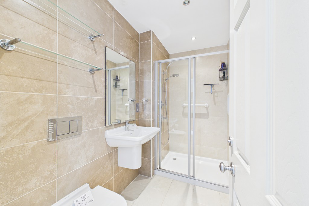 2 Holme Park, New Hutton, LA8 0AE, photo 14