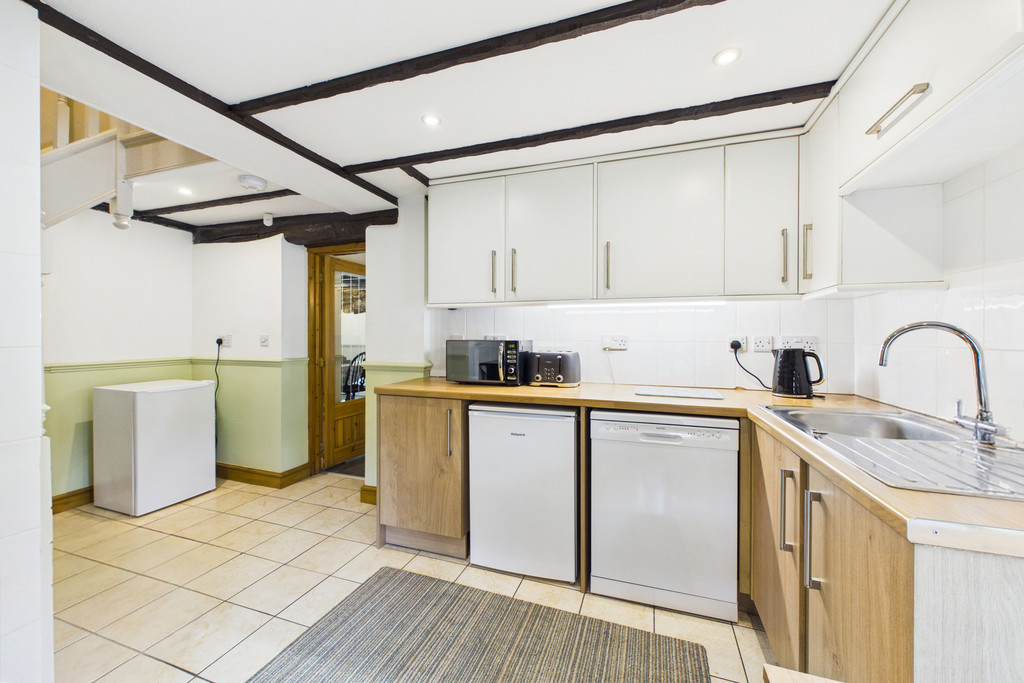 Cottage Kitchen