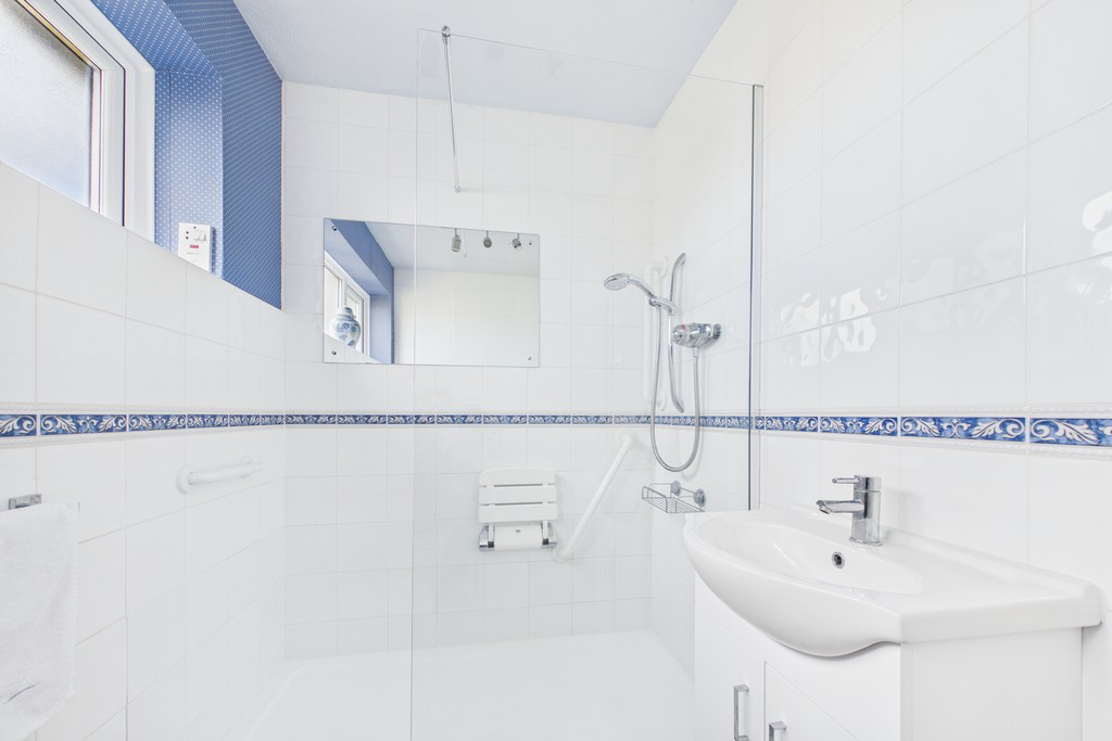 15 Pinewood Avenue, Bolton Le Sands, LA5 8AS, photo 21