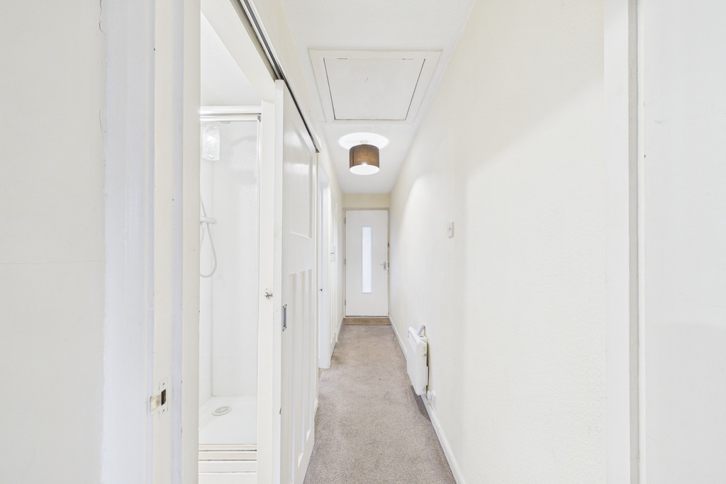 6 Green View Flats, Kendal, Cumbria, LA9 4QS, photo 2