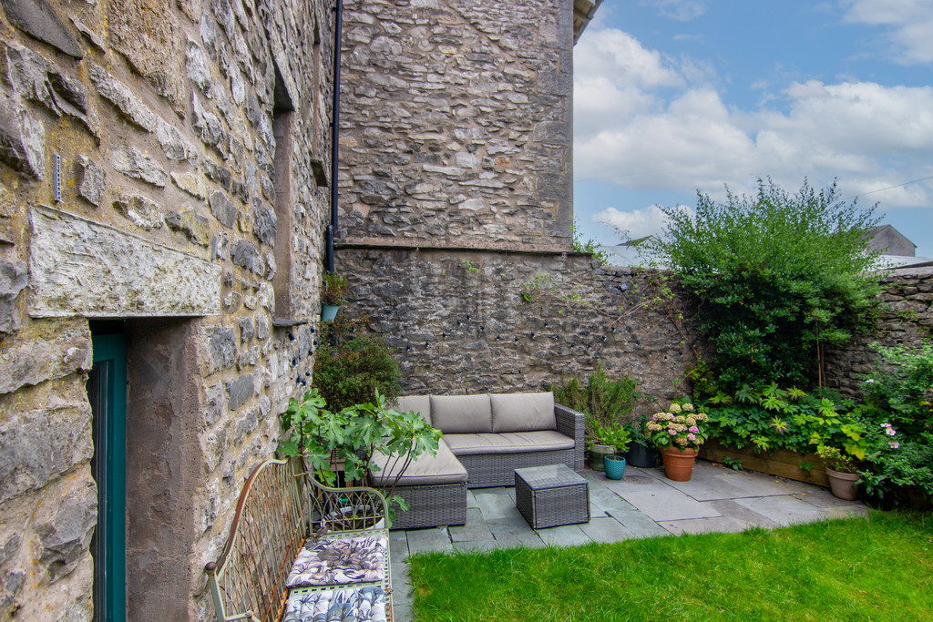 The Old Coach House, Yard 143 Stricklandgate, Kendal, LA9 4RF, photo 32