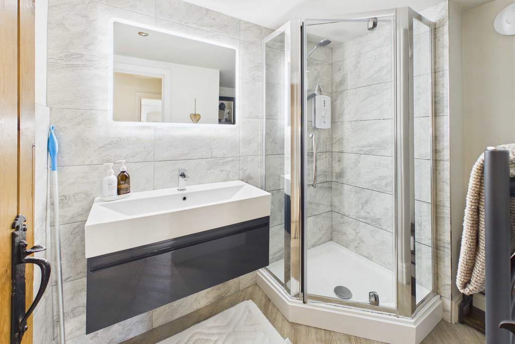 Flat 1, Church Town House, The Square, Cartmel, Grange-over-Sands, Cumbria, LA11 6QB., photo 8