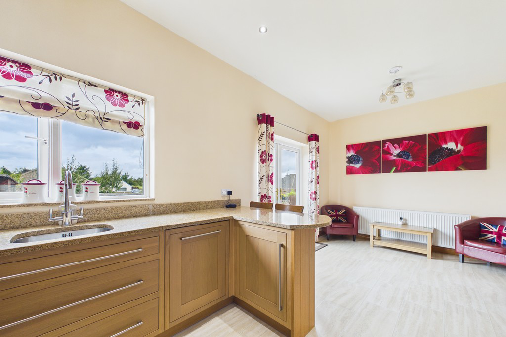 5 Hawthorn Road, Bolton le Sands, LA5 8EY, photo 7