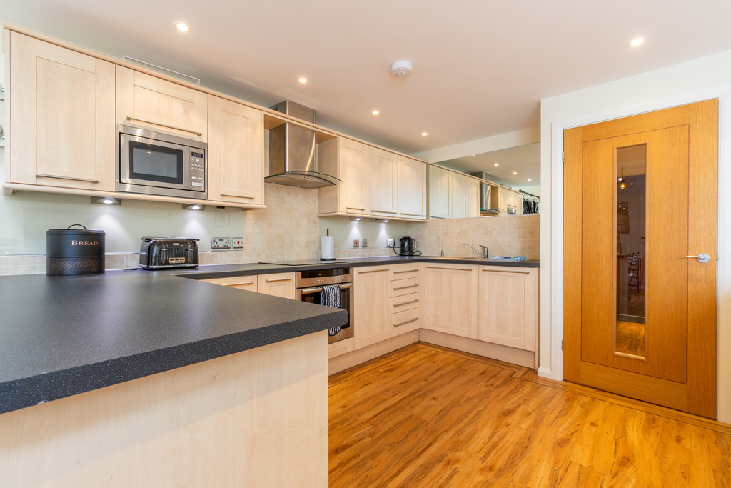 15 the Meadows, Kirkby Lonsdale, LA6 2GY, photo 3