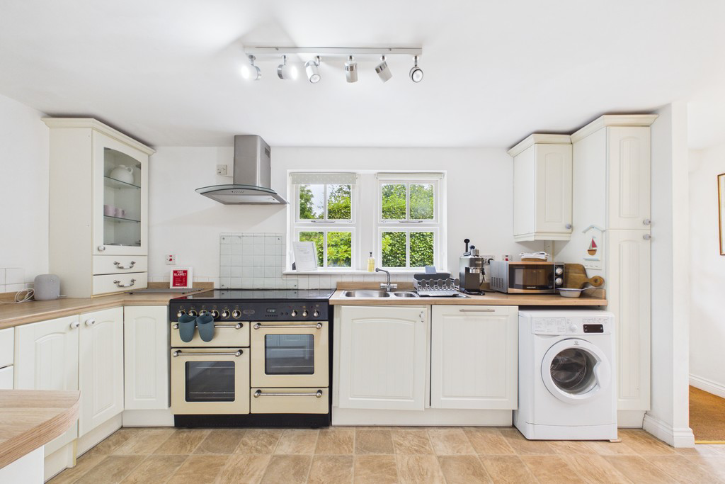 2 Rose Cottages, Dockray, photo 6