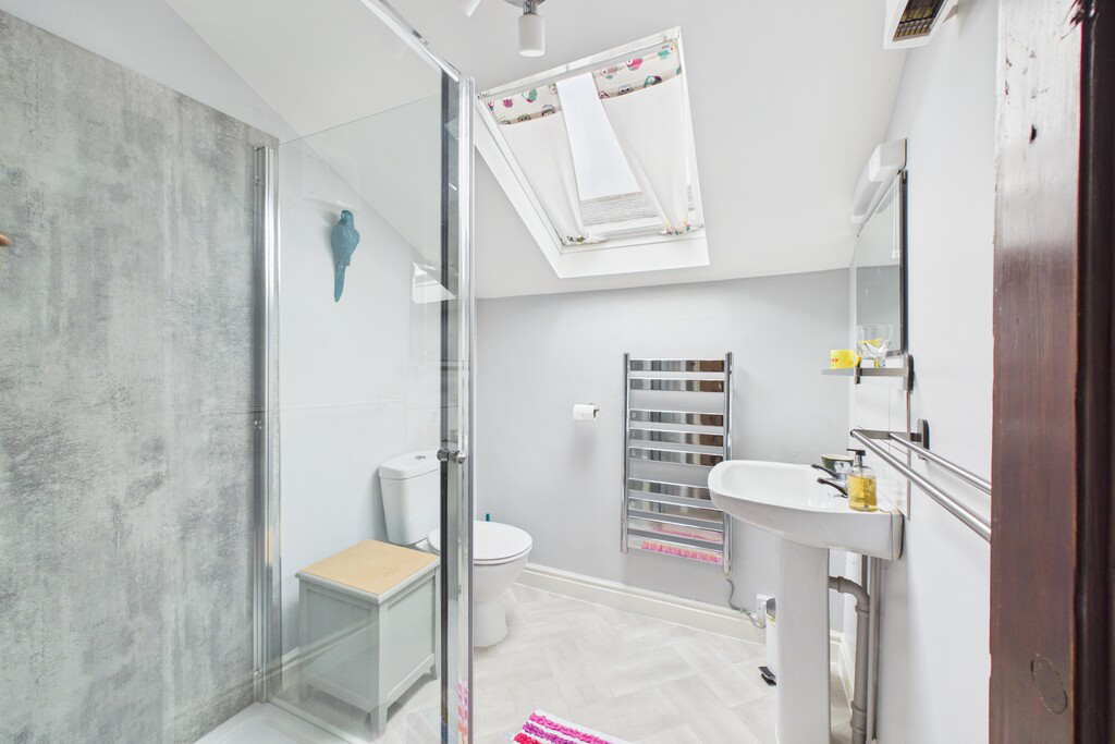 Annex Shower Room