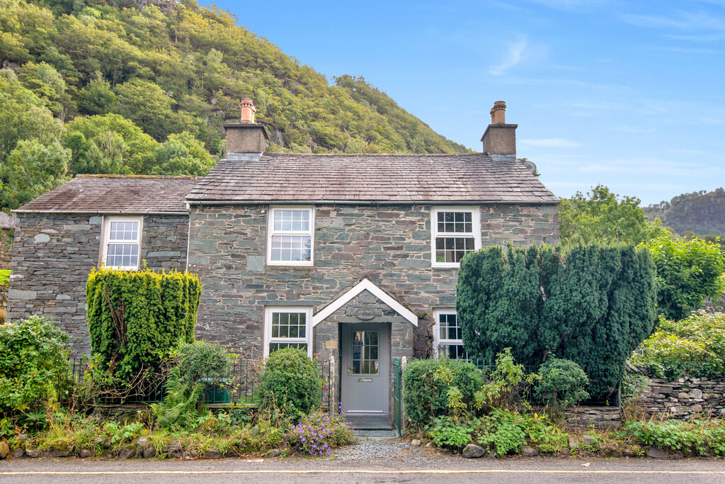 Coombe Cottage, Borrowdale, Keswick, Cumbria, CA12 5UY