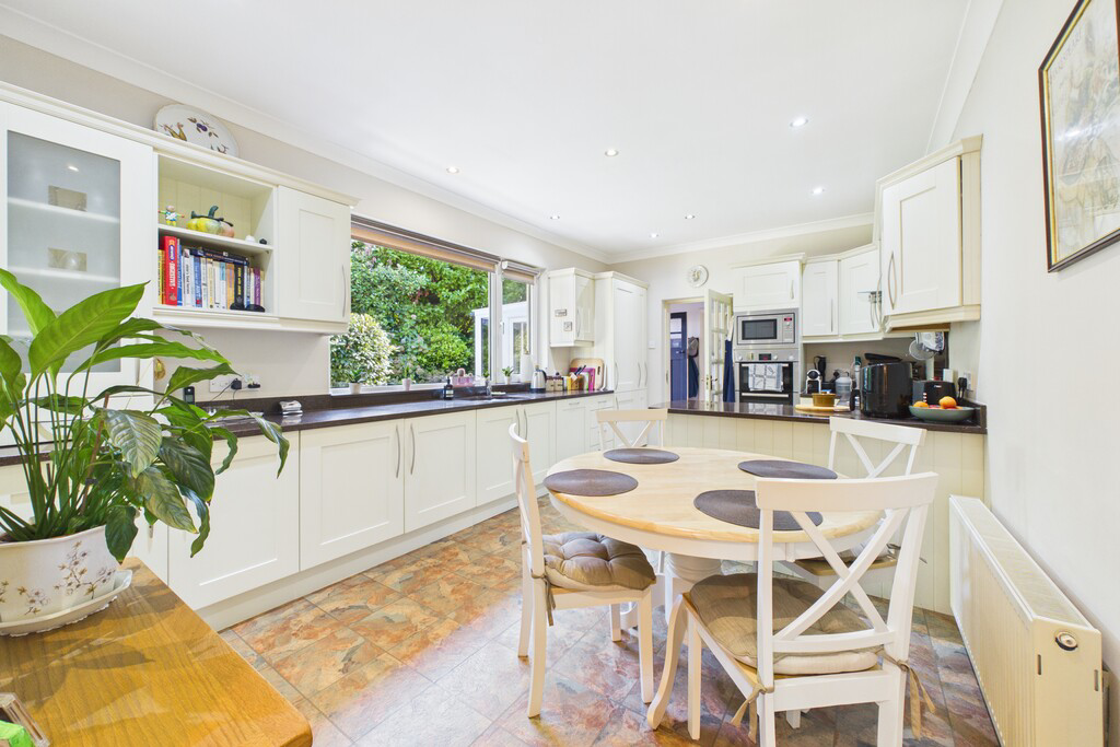 Burnsall, Oxenholme Lane, Natland, LA9 7QH, photo 7