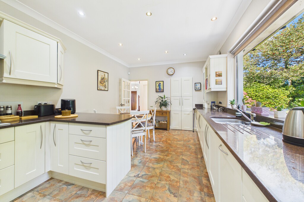 Burnsall, Oxenholme Lane, Natland, LA9 7QH, photo 3