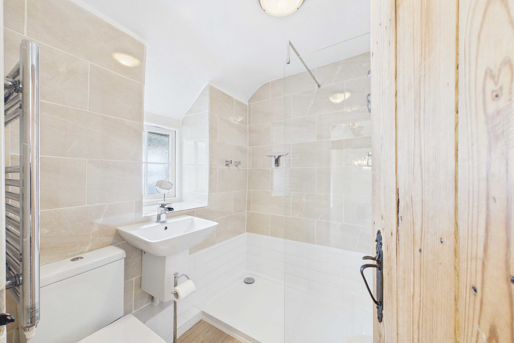 2 Burnbank Farm Cottages, Lindale, Grange-over-Sands, Cumbria, LA11 6WA, photo 10